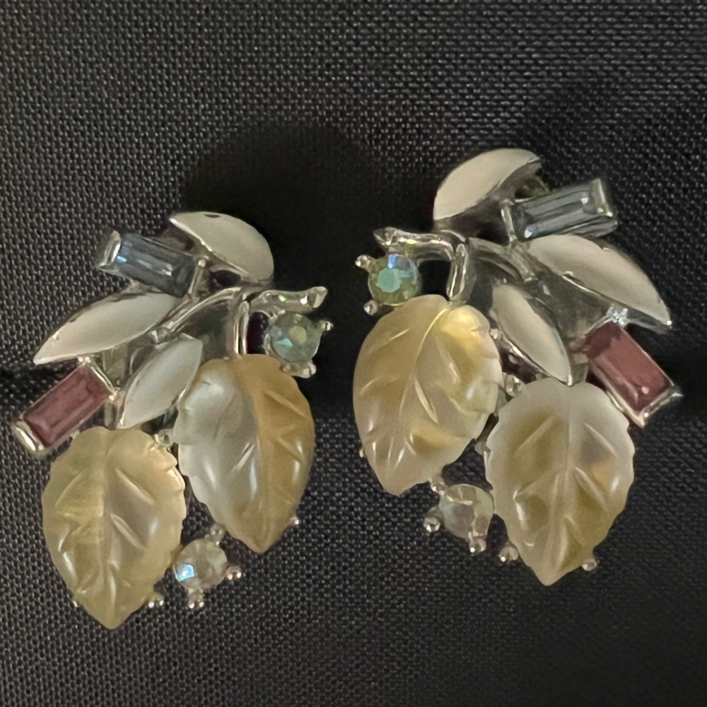 Lisner earrings - Picture 3 of 5